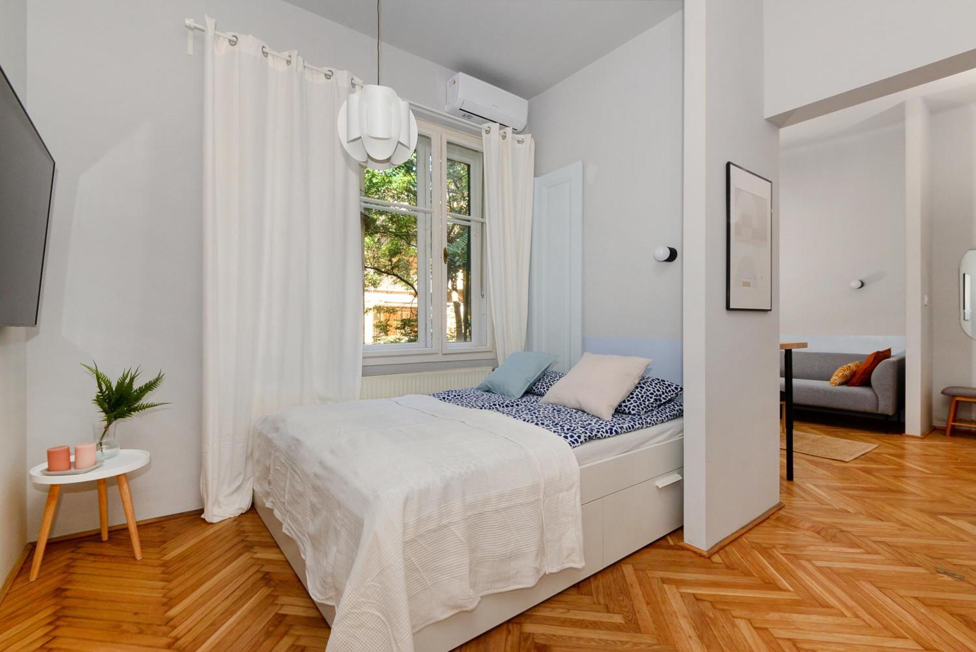 Monochrome Chic Apartments R613 Budapest Luaran gambar