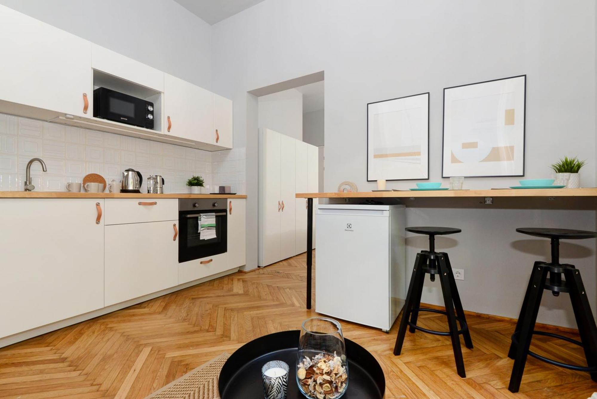 Monochrome Chic Apartments R613 Budapest Luaran gambar